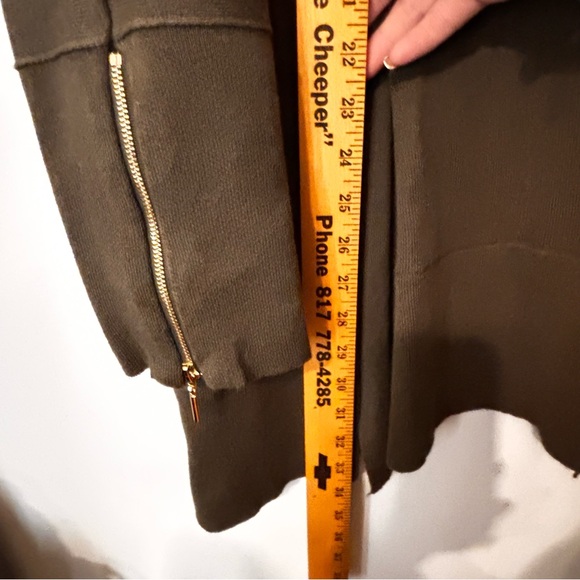 Max Studio Olive Green Open Knit Cardigan Sweater Size  XL Pockets Exposed Seam - Picture 12 of 12